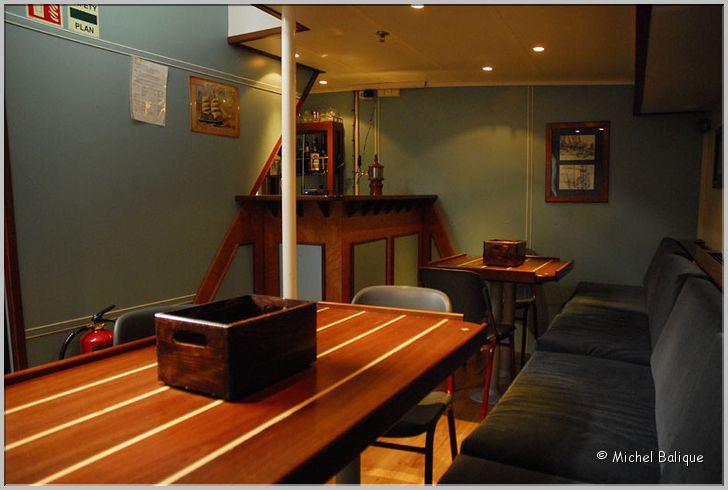 Morgenster bar