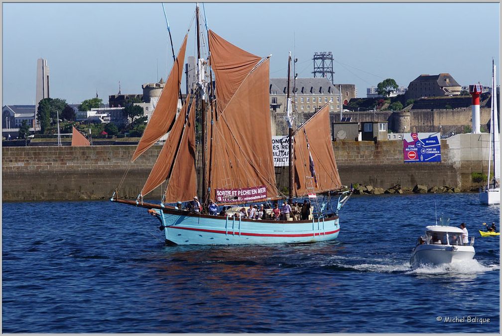 Brest_2016_Sortie_Gulden_Leeuw Reine des flots