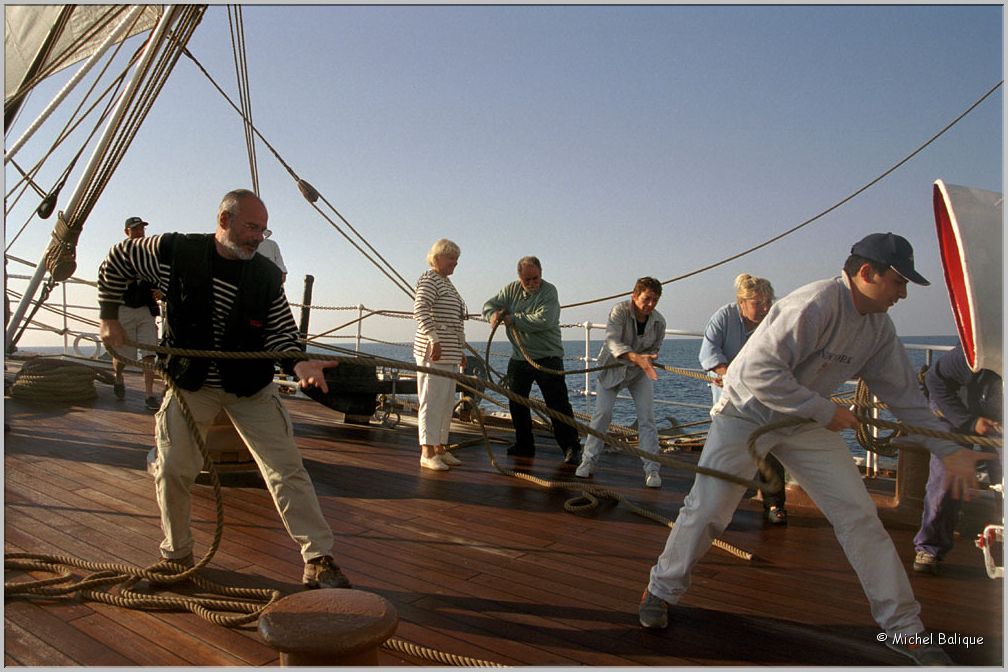 On hisse les voiles