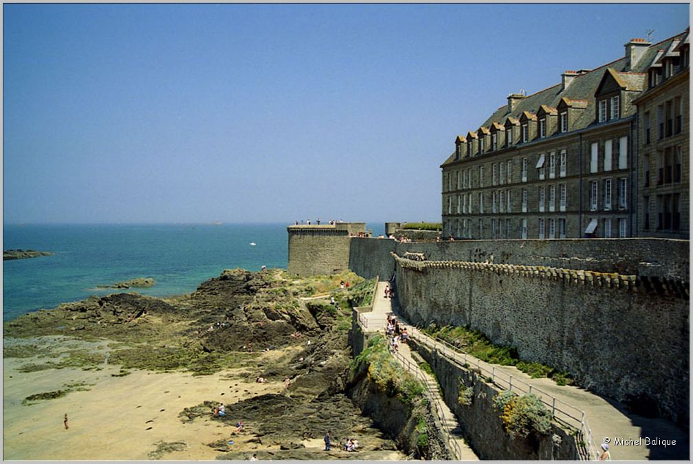 St Malo remparts