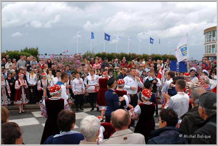 TSR 2012 St Malo Defile des equipages