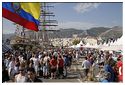 Foule sur les quais Toulon copie