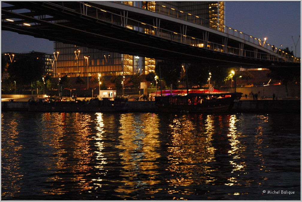 MB006_Descente_Seine_Bercy.