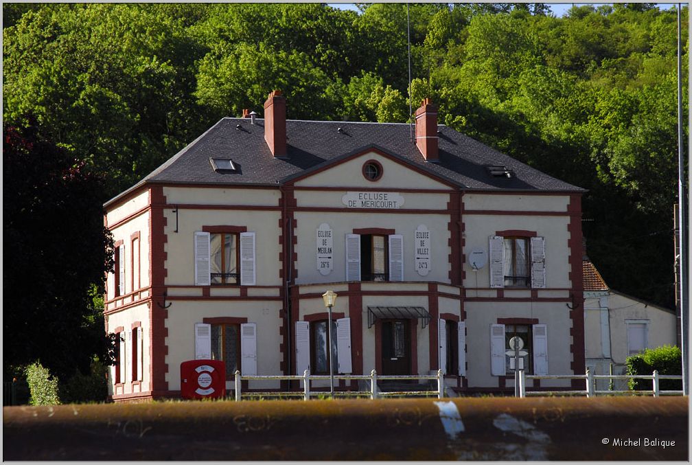 MB170_Descente_Seine Ecluse de Mericourt