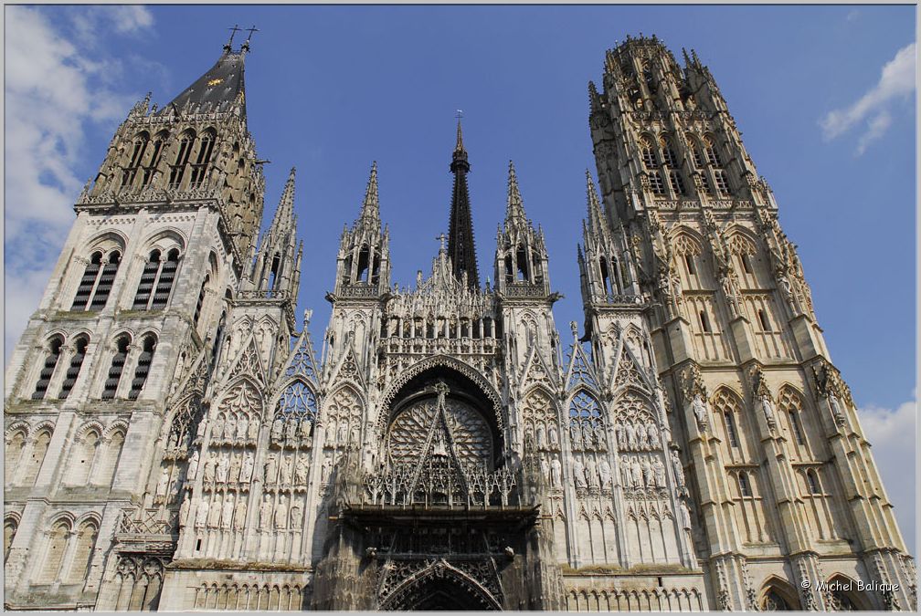 MB249_Descente_Seine Cathédrale Rouen